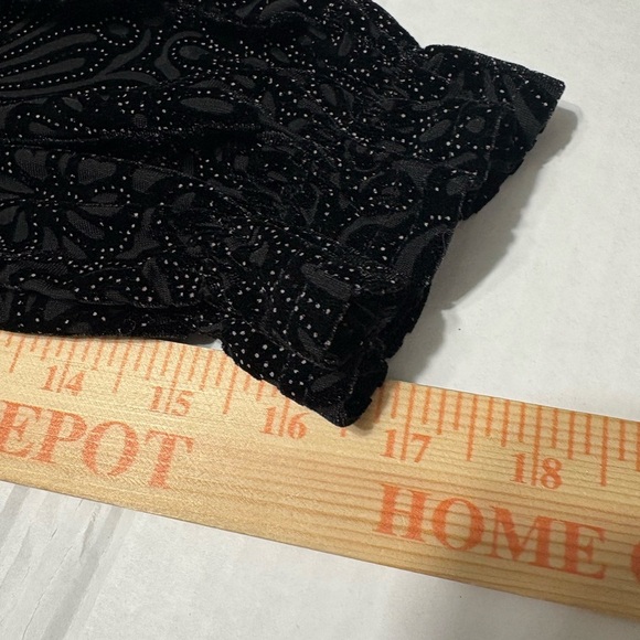 Anama Black Velvet Burnout Floral, Off Shoulder. Elastic Waist and Cuffs, Lined - Picture 12 of 13